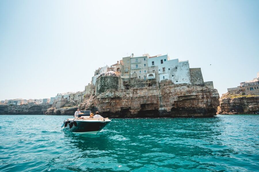 Polignano a Mare: Boat Cruise to Scenic Caves with Prosecco - Grotta Ardito and the viewpoint break: drinks, snacks, and a breather