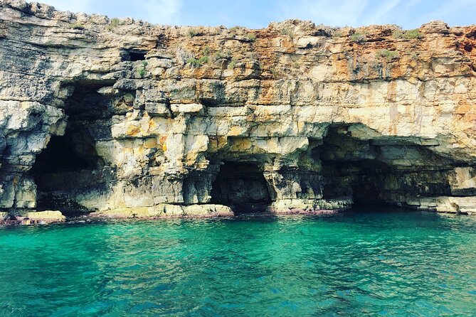 Polignano a Mare boat tour emotions, caves, diving and appetizers - Grotta Piana: Emerald-Green Water and a Calmer Feel