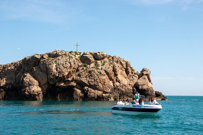 Polignano a Mare: Boat Tour of the Caves - Small Group - Getting there and finding the boat at Via Giuseppe Arimondi