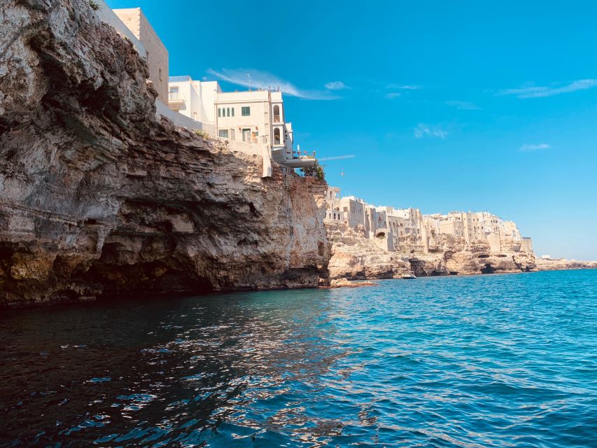 Polignano a Mare: Cave Boat Tour with Aperitif - What to bring, and how to make the ride feel easy