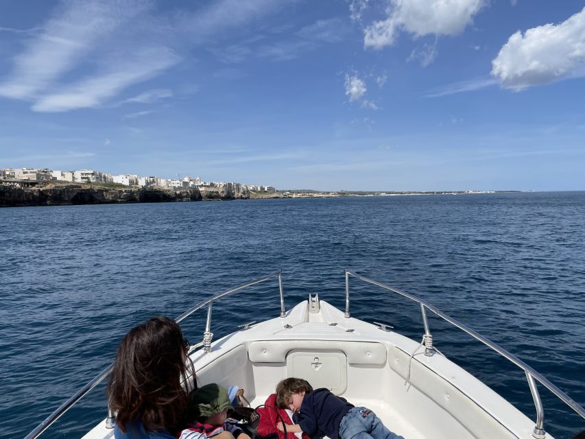 Polignano a Mare: Speedboat Cruise to Caves with Aperitif - Cala Port’Alga and the Polignano Photo Moment