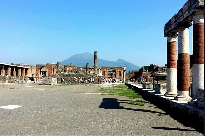 Pompeii 2h Small-Group Tour with Expert Archaeologist - Getting started at Ristorante Suisse, and how to make it smoother