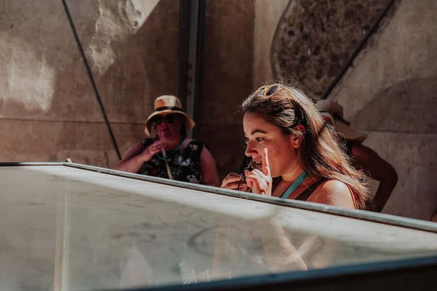 Pompeii 3hours Villa of Mysteries tour with an Archaeologist - Large Theatre, Forum Baths, Basilica, and the civic heartbeat