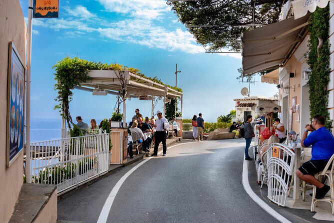 Pompeii, Amalfi Coast and Positano Day Trip from Rome - Group size, coach comfort, and how to survive long rides