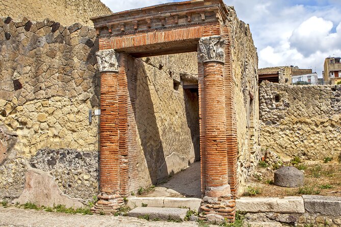 Pompeii and Herculaneum Small Group Tour with an Archaeologist - Who This Tour Suits Best (and Who Should Rethink It)