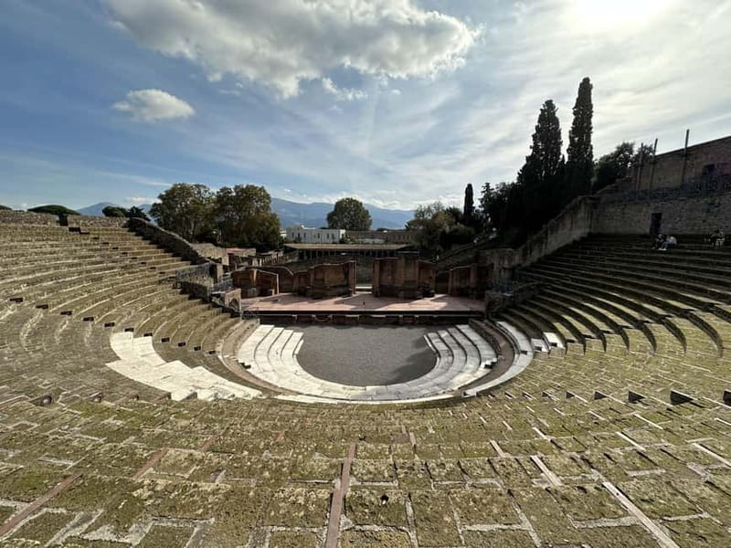Pompeii: Exclusive Tour with Archaeologist and Entry Tickets - Temples of Jupiter, Apollo, and Venus: Religion in the Daily Routine