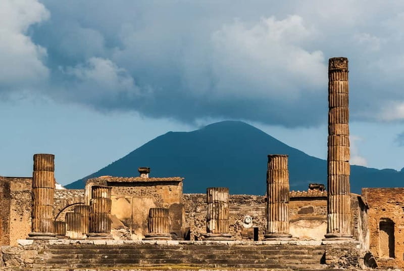 Pompeii: Exclusive Tour with Archaeologist and Entry Tickets - Macellum and Plaster Casts: The Human Stories That Land Hard