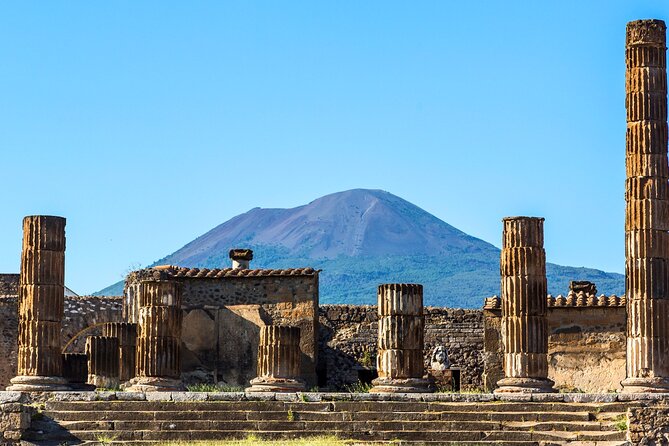 PompeiI Exclusive Tour with your Archaeologist in a Small Group - Why This 2-Hour Pompeii Loop Feels More Like a Walk Than a Sprint