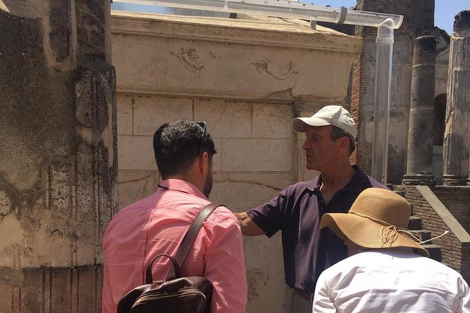 PompeiI Exclusive Tour with your Archaeologist in a Small Group - Via dell’Abbondanza and Teatro Grande: Main Streets and the City Stage