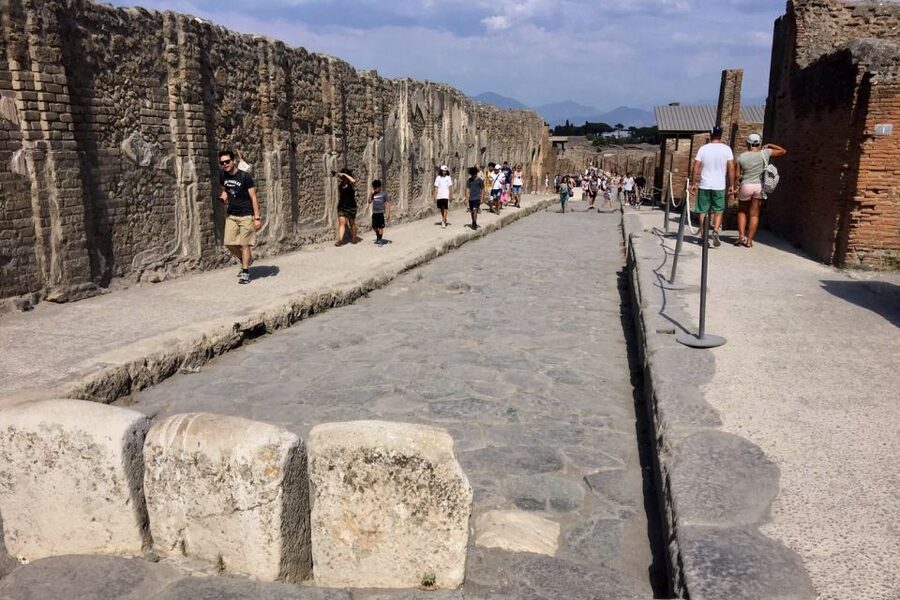 Pompeii: Guided Walking Tour with Entrance Ticket - Forum Stops That Make Roman Life Click