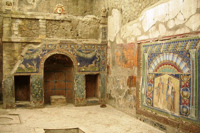 Pompeii & Herculaneum Day Trip from Naples with Lunch - Herculaneum after lunch: better preserved, easier to connect