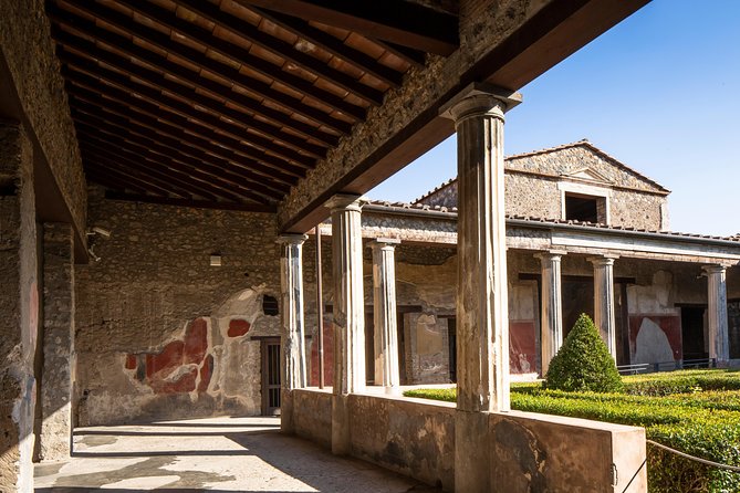 Pompeii & Mt.Vesuvius Day Tour from Naples with Pizza Lunch - Pickup, shared coach, and how the day actually feels