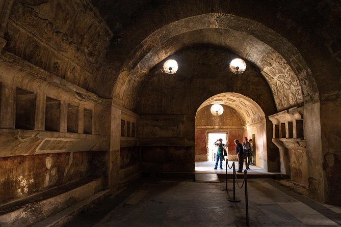 Pompeii & Mt.Vesuvius Day Tour from Naples with Pizza Lunch - The Mt Vesuvius climb: a moderate hike with crater payoff