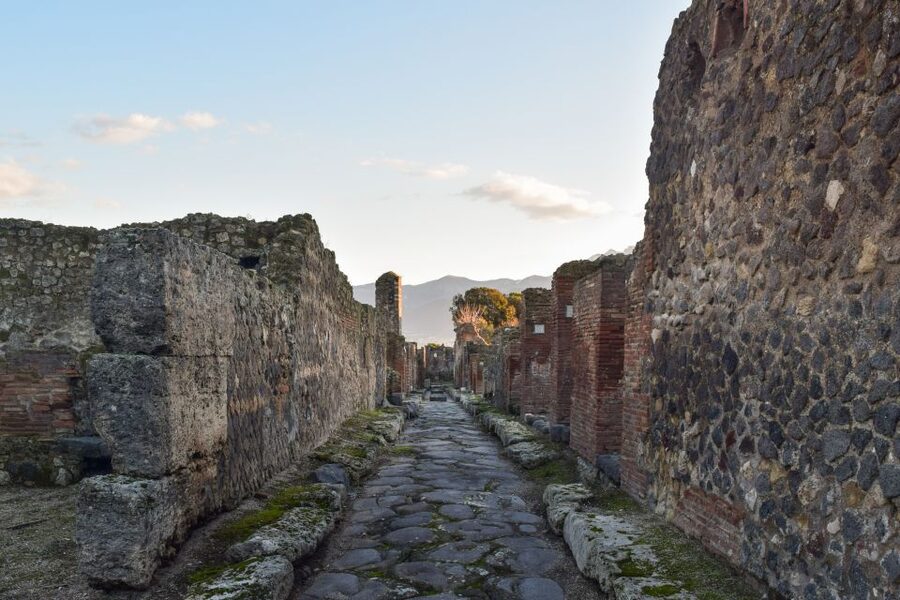 Pompeii: Skip-the-Line Entrance Ticket with Audio Guide - Should You Book This Skip-the-Line Pompeii Ticket?