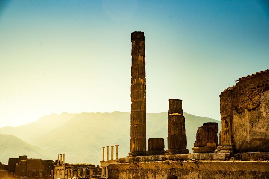 Pompeii: Skip-the-line-Ticket and Guided Tour - Where you meet: Piazza Esedra, IBT Center, and the “not by the main door” factor