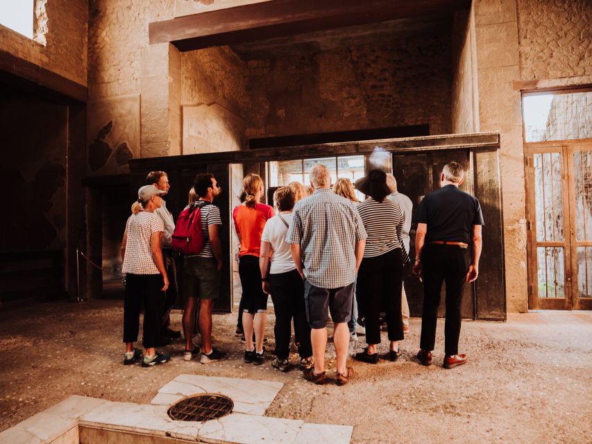 Pompeii: Small-Group Tour of Pompeii and Herculaneum - Group size, headsets, and staying comfortable for 5.5 hours
