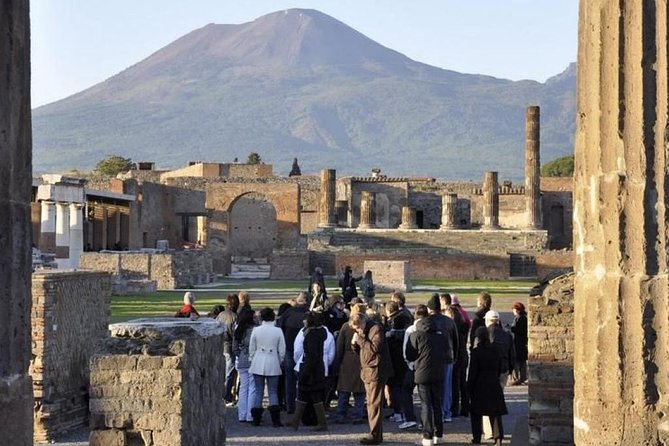 Pompeii: Small Group Tour with an Archaeologist - Why this Pompeii tour feels worth the money