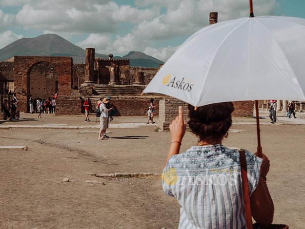 Pompeii: Small Group Tour with an Archaeologist - The Forum and Foro Civile di Pompei: where the city ran