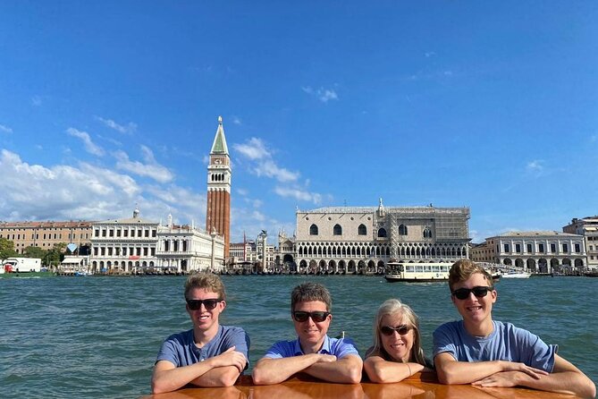 Private 3 hrs Venice Tour: St Mark's, Walking tour & Boat tour - Group size and comfort: why it feels more manageable