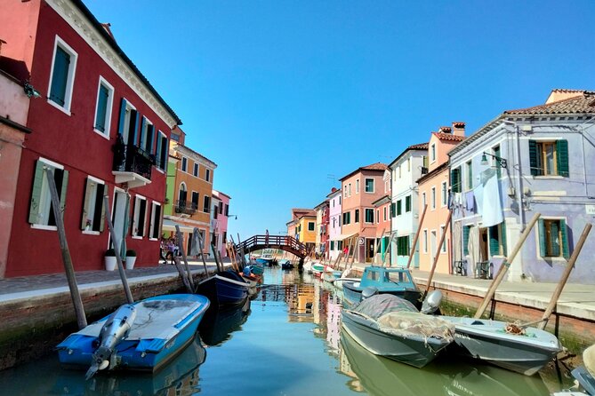 Private Excursion by Typical Venetian Motorboat to Murano, Burano and Torcello - Colleoni Murano glassworks: how to get the most from the demo