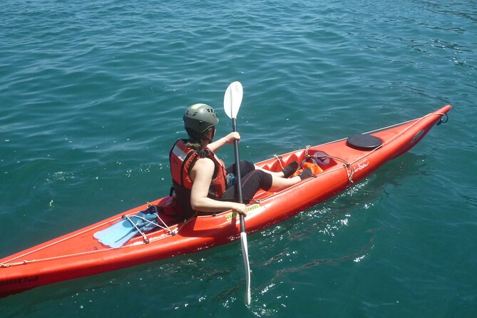 Private Tour explore Vulcano Island by Kayak & Coasteering - Spiaggia delle Acque Calde: launching from a geothermal shoreline
