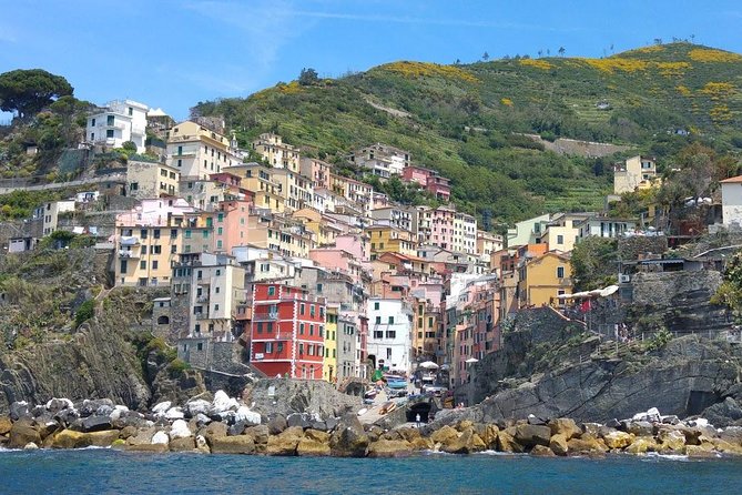 Private Tour to Cinque Terre from Florence - Corniglia: the quieter perch above the sea