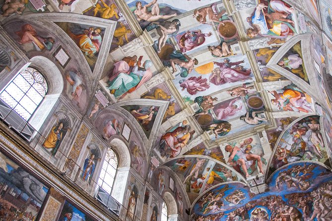 Private Vatican Museums Tour with Sistine Chapel & St. Peter's Basilica - The Sistine Chapel rule, and why you should care about the minutes before you enter