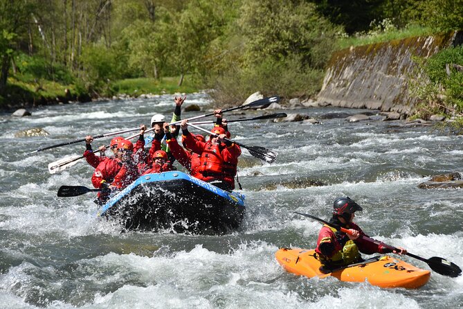 Rafting Family - Mezzana’s rapids (Class IV): when the trip gets real