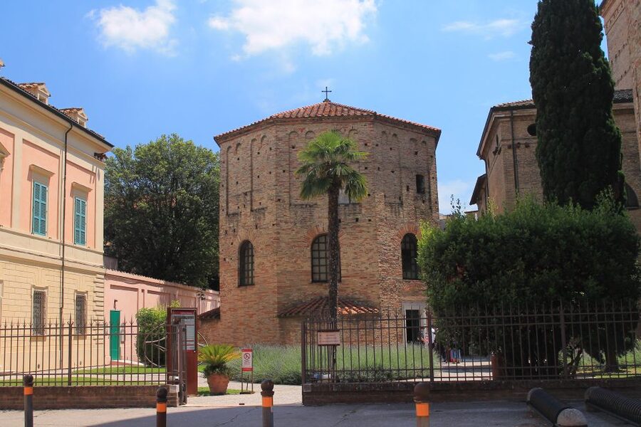 Ravenna: UNESCO Monuments and Mosaics Guided Tour - Essential vs Complete: Choosing the Right 2 to 3 Hours
