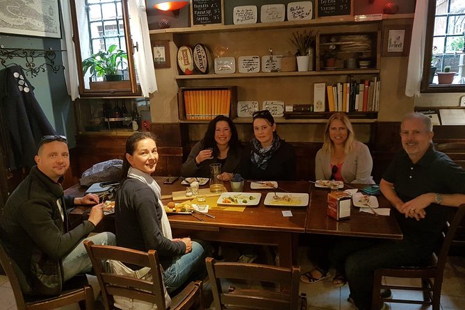 Rialto Market Food and Wine Lunchtime Tour of Venice - Who Should Book This Rialto Food and Wine Tour