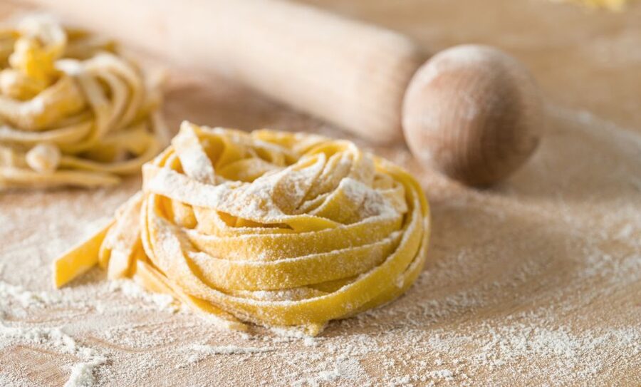 Rome: 3-in-1 Fettuccine, Ravioli, and Tiramisu Cooking Class - How the wine and limoncello fit the meal (and what to expect)