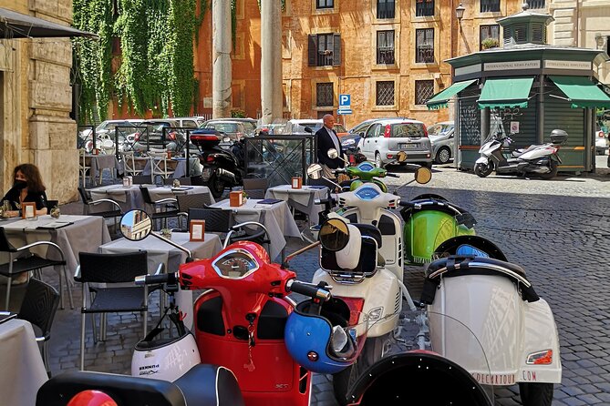 Rome Afternoon Sightseeing Vespa Sidecar Tour with Gourmet Gelato - Terrazza del Gianicolo: a calm pause with real views