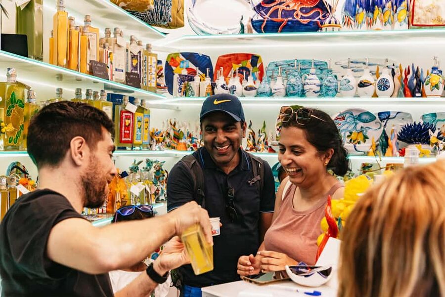 Rome: Amalfi Coast & Positano Day Trip with Coastal Cruise - Coastal cruise versus minivan backup, and what it means for photos