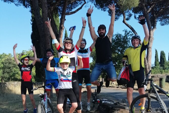 Rome:Appian Way E-bike Tour, Catacombs, Aqueducts & Transfer - Catacombs of Rome: underground time that stays structured