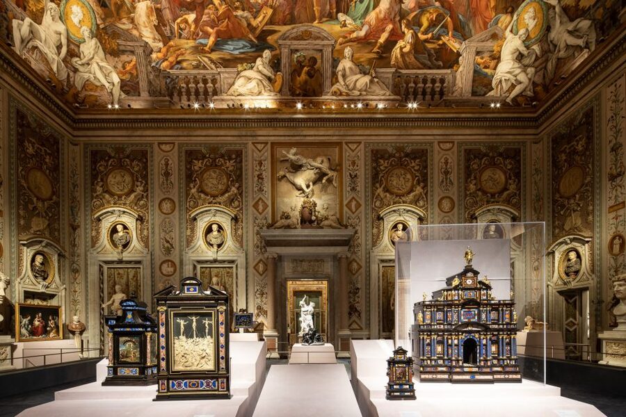Rome: Borghese Gallery Entry Ticket & Optional Guided Tour - Caravaggio, Titian, and Raphael moments you can spot quickly