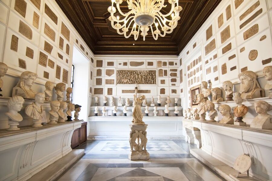 Rome: Capitoline Museums Experience with Multimedia Video - Combining with Centrale Montemartini for an extra kind of Roman story