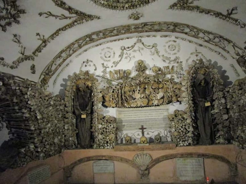 Rome: Capuchin Crypts Skip-the-Line Ticket and Tour - The Mass Chapel, and why the guide changes everything