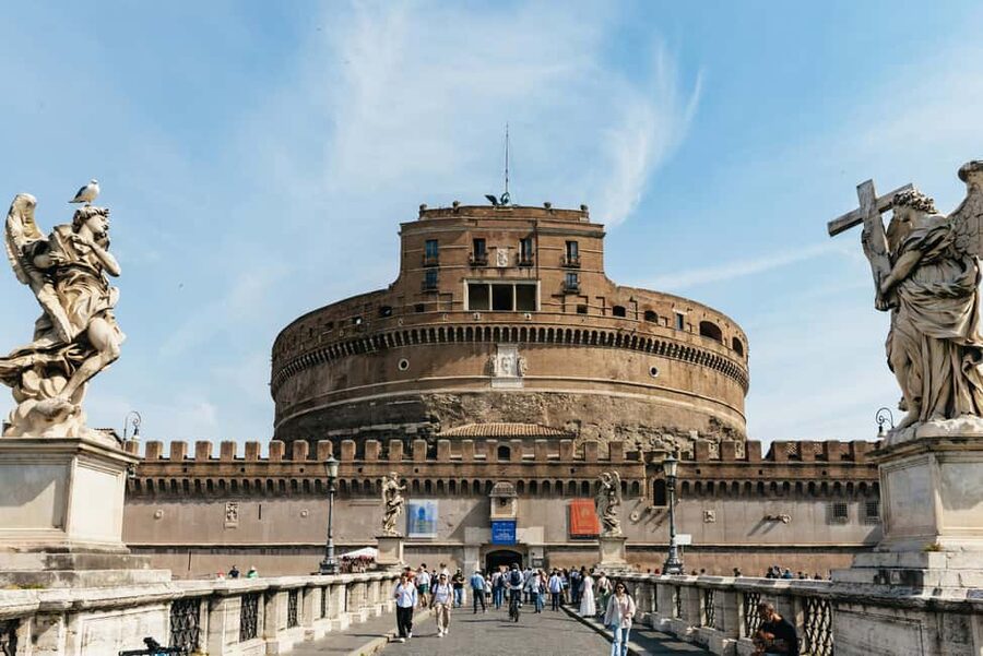 Rome: Castel Sant'Angelo Skip-the-Line Guided Tour - From Hadrian’s tomb to papal fortress: the spine of the visit