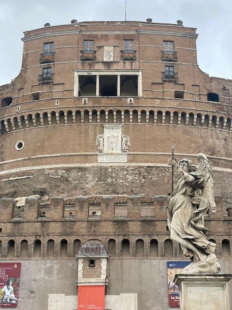 Rome: Castel Sant’Angelo Skip-the-Line Ticket & Audio Guide - Audio guide on your smartphone: what you get, and what to bring