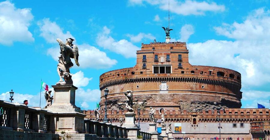 Rome: Castel Sant’ Angelo Ticket and Audio Guide - First steps at the main entrance, then Hadrian’s mausoleum