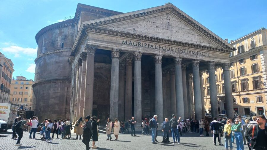 Rome: City Highlights Tour by Electric Golf Cart - Piazza del Popolo and a local café break that actually helps