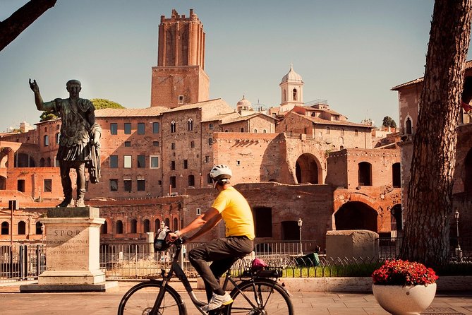 Rome City Small Group Bike Tour with quality Cannondale EBike - Where the Cannondale e-bike earns its place