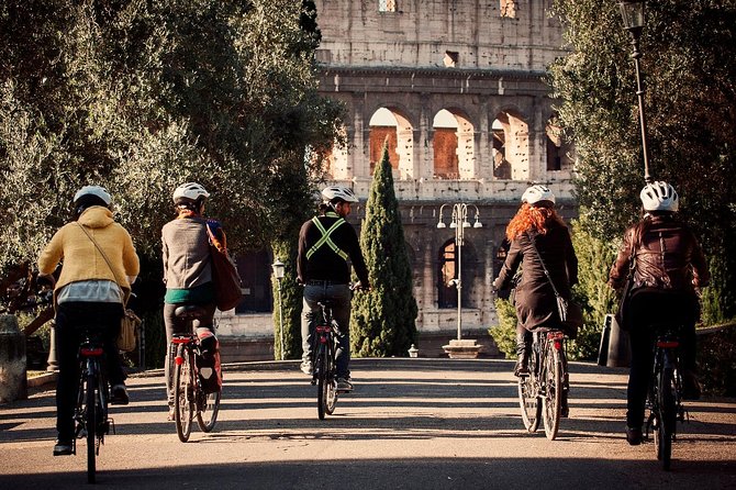 Rome City Small Group Bike Tour with quality Cannondale EBike - Piazza del Colosseo and the Roman Forum ride-through