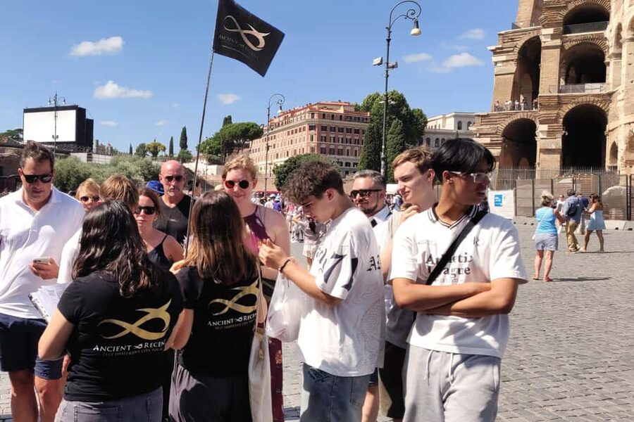 Rome: Colosseum Access and Self-Guided Virtual Reality Tour - Should You Book the Colosseum VR Access Tour?