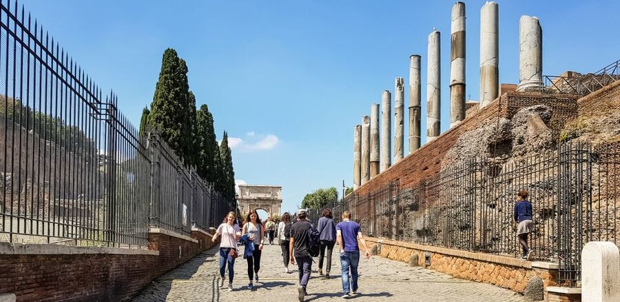 Rome: Colosseum Arena, Palatine Hill & Forum Guided Tour - Palatine Hill: Where the View Meets the Story