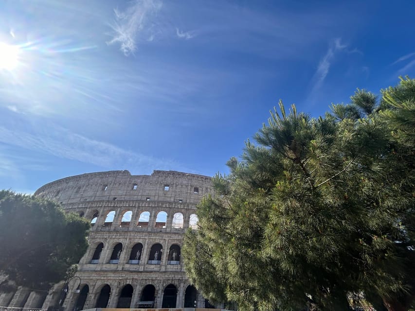 Rome: Colosseum Arena, Roman Forum & Palatine Tour - Imperial Symbolism: Titus and Constantine’s Triumph Arches