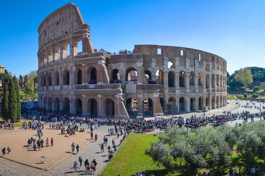 Rome: Colosseum Express Entry with Audio Guide App - Entering the Colosseum: What the Self-Paced Route Really Gives You