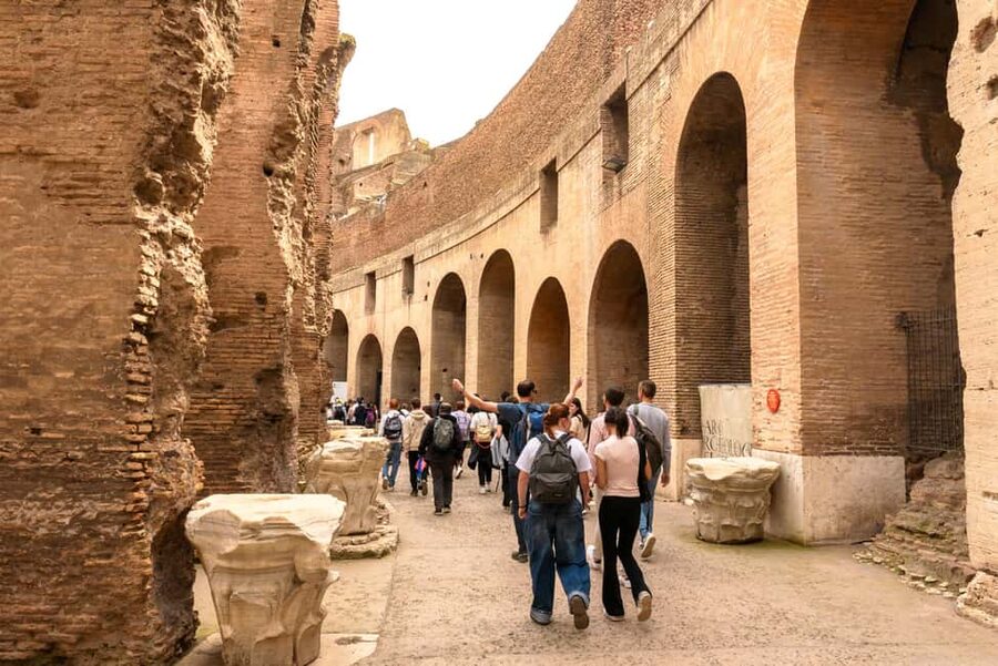 Rome: Colosseum, Forum, and Palatine Tour - Why the guide quality shows up again and again