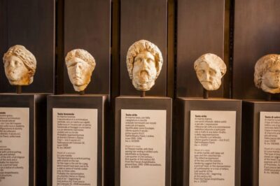 Colosseum, Forum, Palatine Hill Entry & Audioguide App