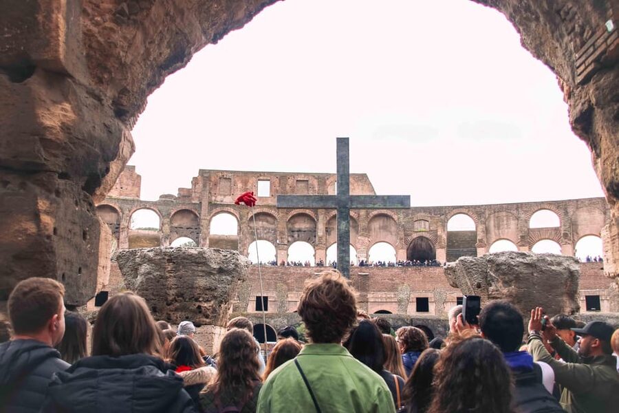 Rome: Colosseum & Forum with Audio Guide App -Optional Arena - POP Guide Audio App: How to Use It Without Losing Time